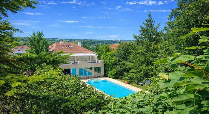 France-Brunstatt-Didenheim (68) VILLA D’ARCHITECTE AVEC PISCINE & VUE PANORAMIQUE
