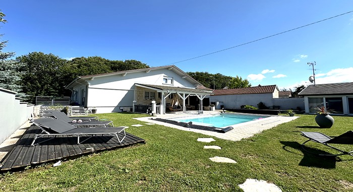 /photos/properties/1_fc36f_lg.JPG